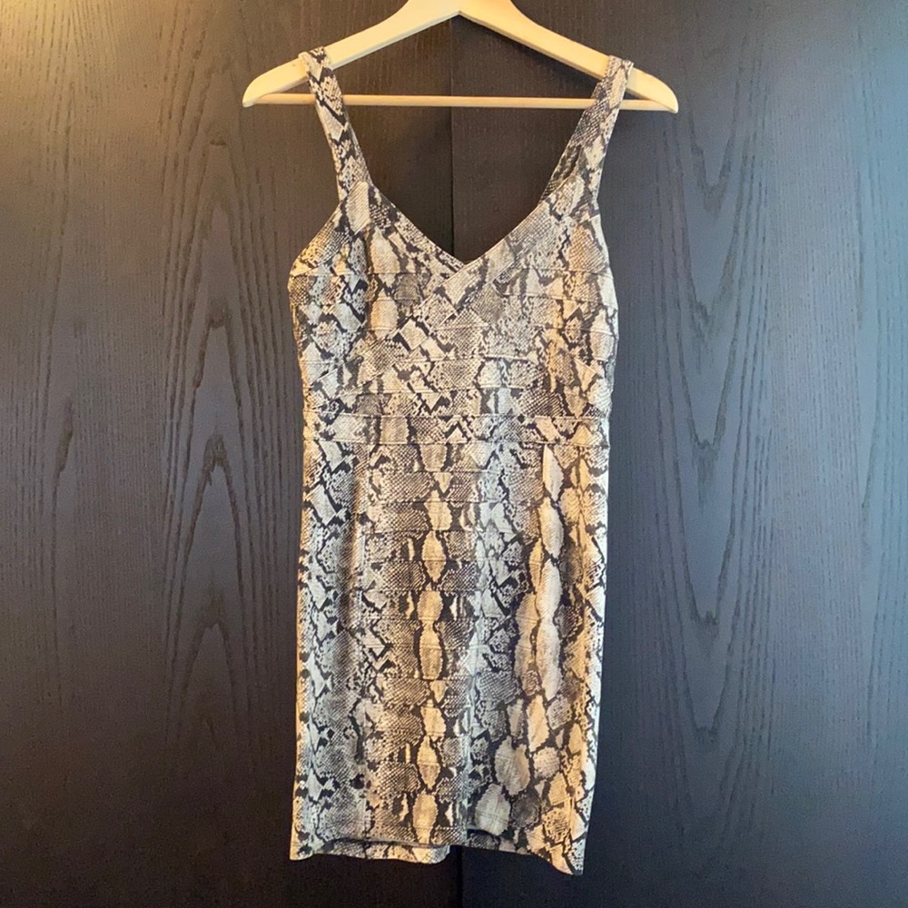 SNAKE PRINT DRESS🐍